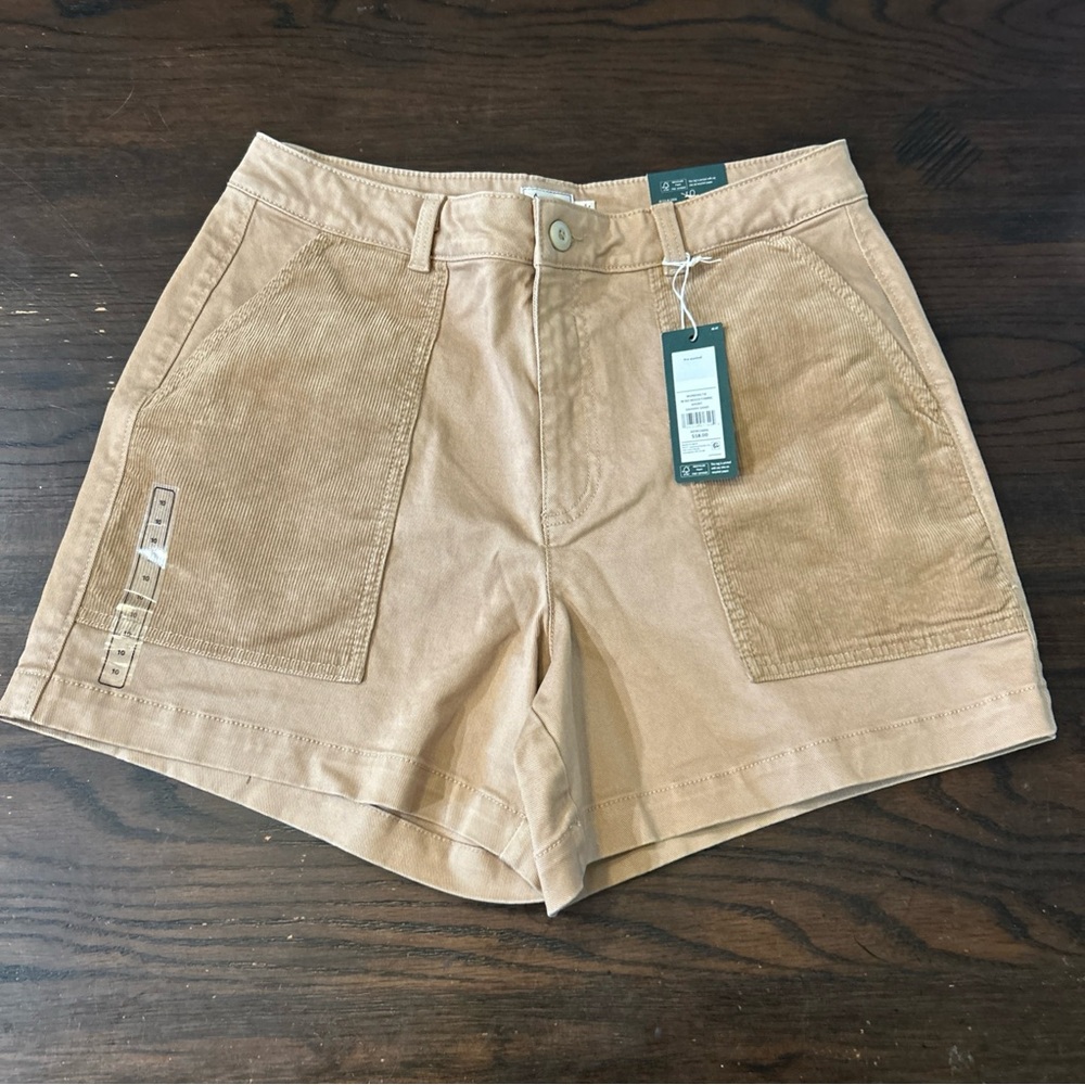 Alpine Design Women's Hiking Shorts - NWT - Size 10
